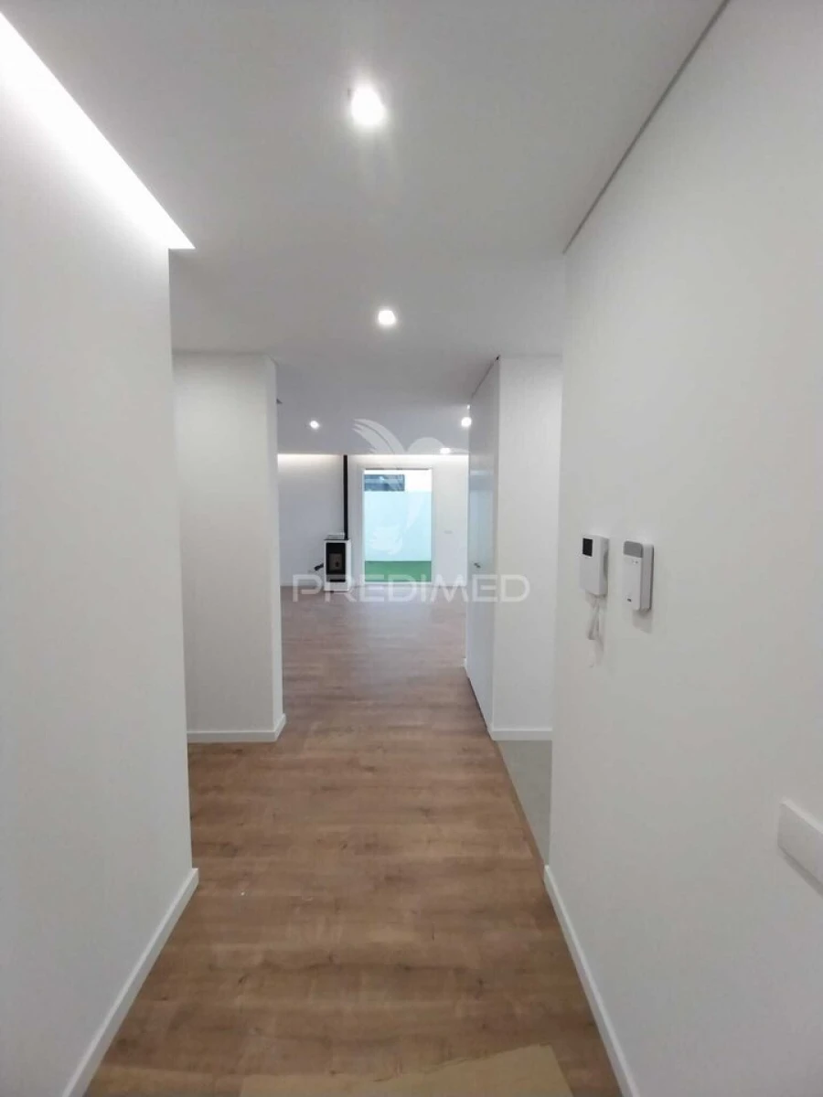 Moradia T5 para Venda em Nossa Sra de Fatima Foto 17