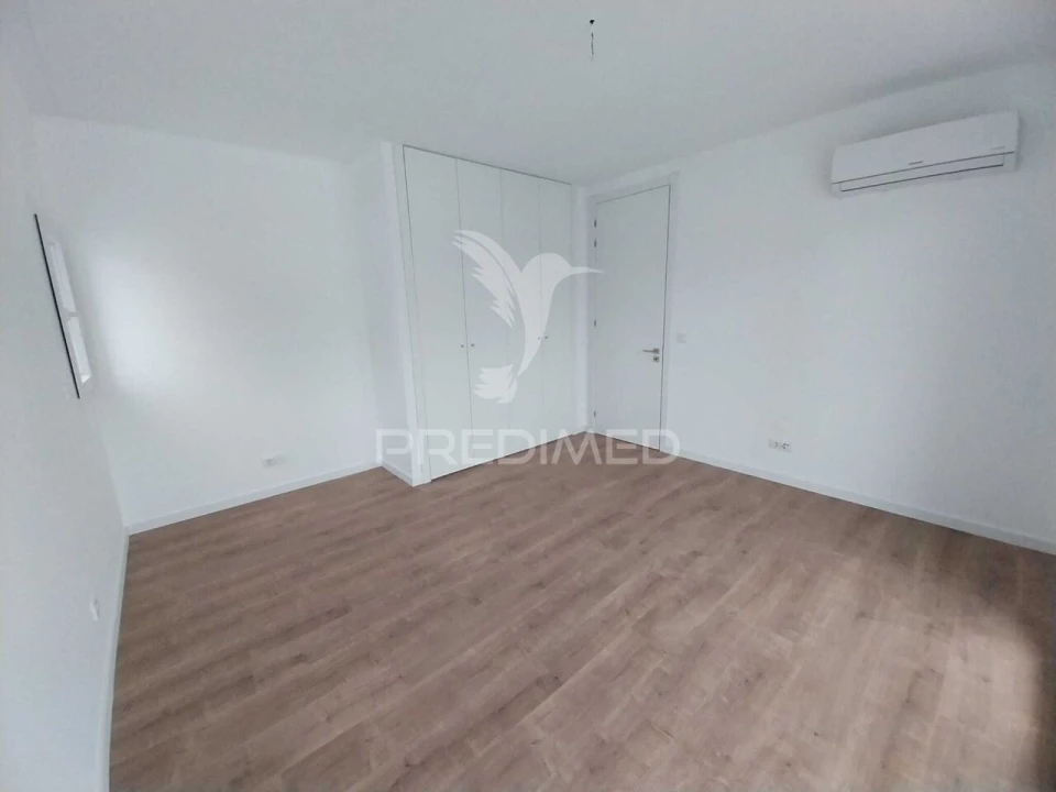 Moradia T5 para Venda em Nossa Sra de Fatima Foto 27