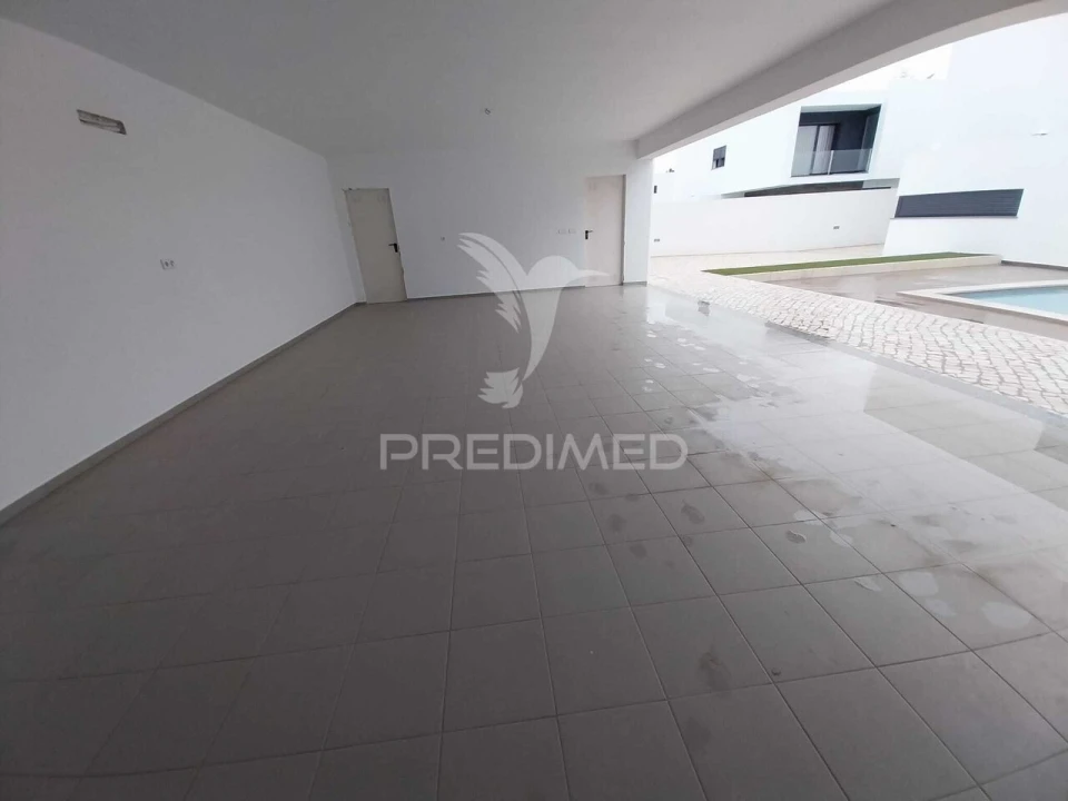 Moradia T5 para Venda em Nossa Sra de Fatima Foto 10