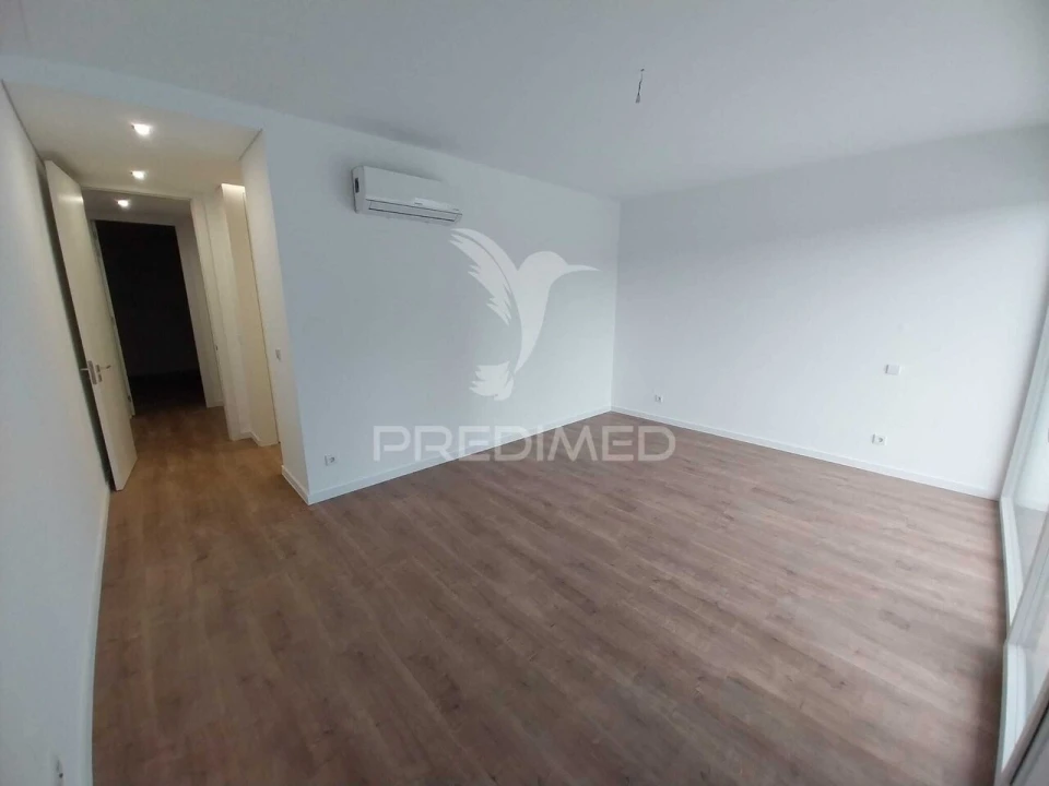 Moradia T5 para Venda em Nossa Sra de Fatima Foto 35