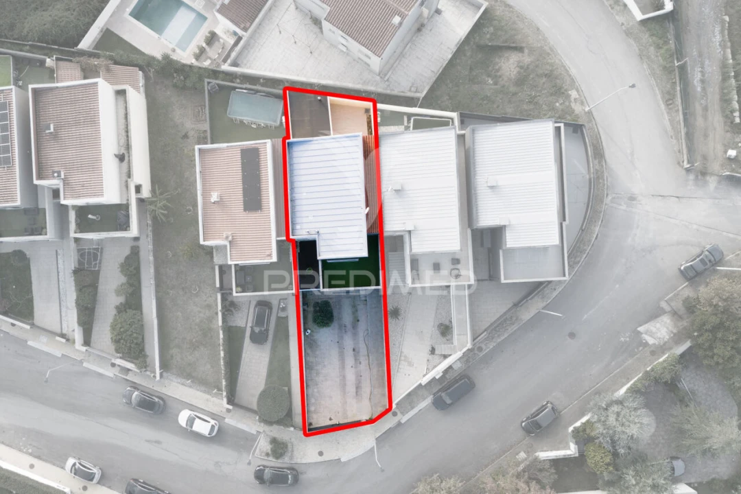 Moradia T3 para Venda em Carrazedo Foto 29