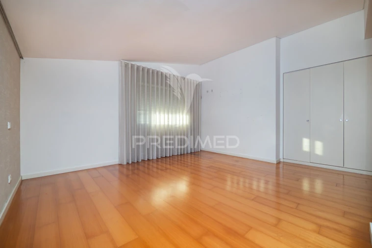 Moradia T3 para Venda em Carrazedo Foto 13