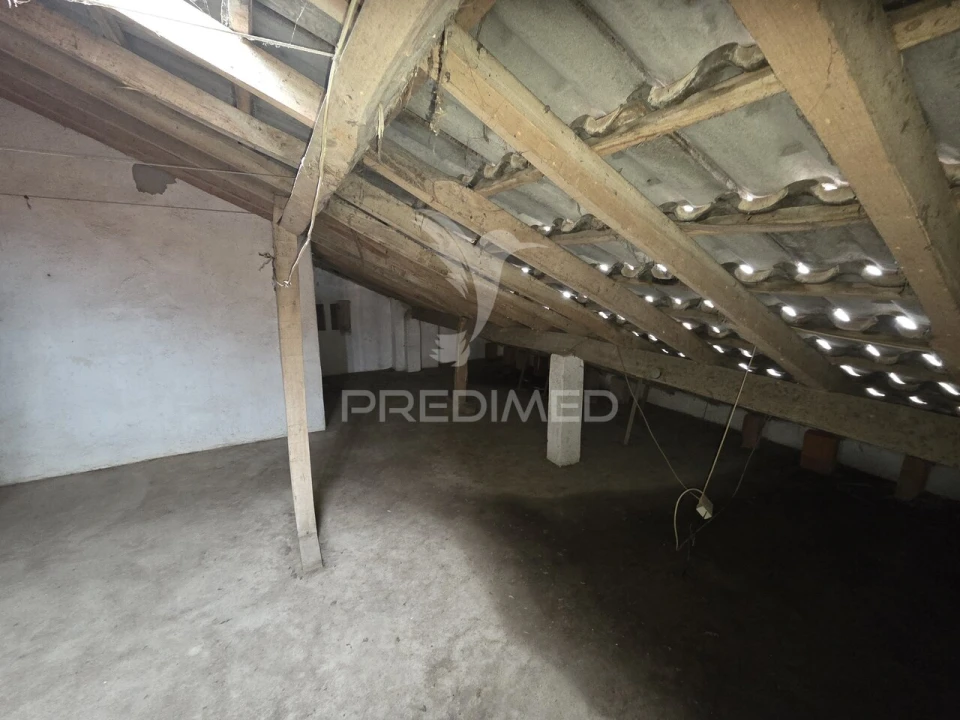 Moradia T3 para Venda em São João Baptista Foto 9