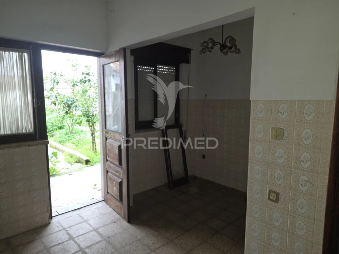 Moradia T3 para Venda em São João Baptista Foto 24