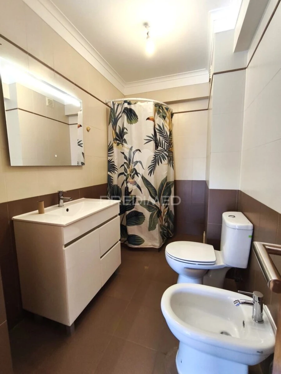 Apartamento T3 para Venda em Rio de Mouro Foto 10