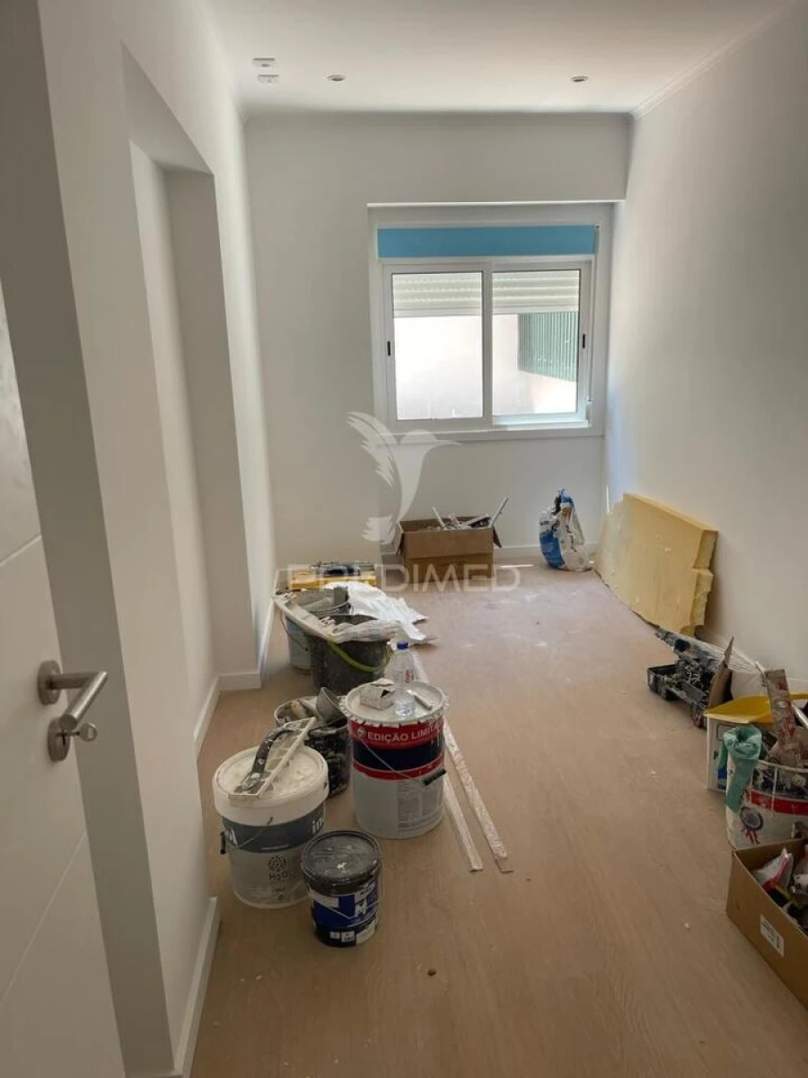 Apartamento T2 para Venda em Falagueira-Venda Nova Foto 8