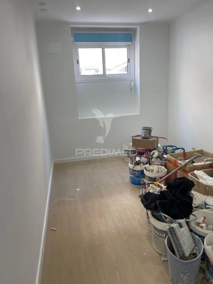Apartamento T2 para Venda em Falagueira-Venda Nova Foto 12