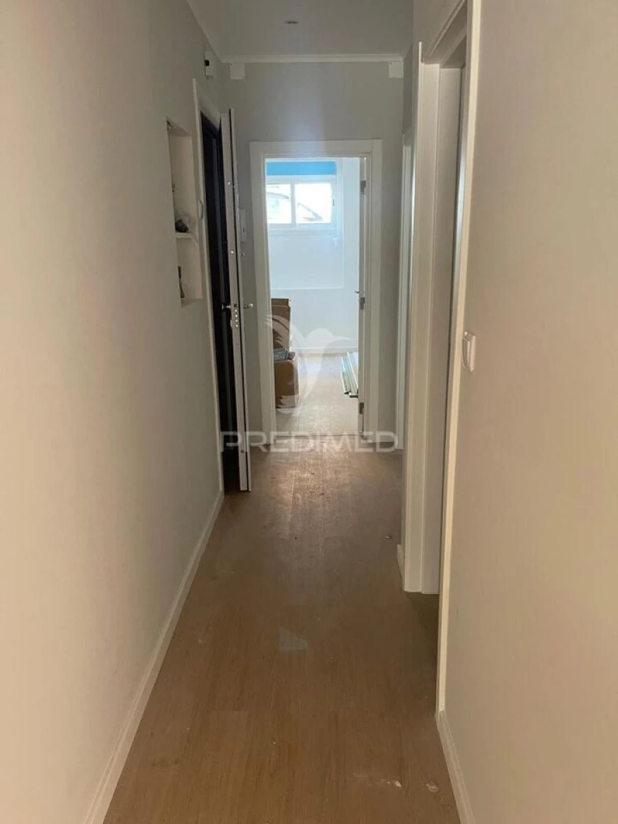 Apartamento T2 para Venda em Falagueira-Venda Nova Foto 9