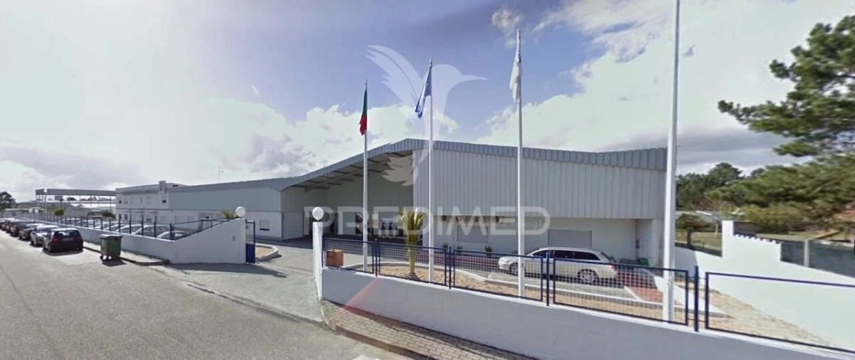 Armazém para Venda em Muge Foto 1