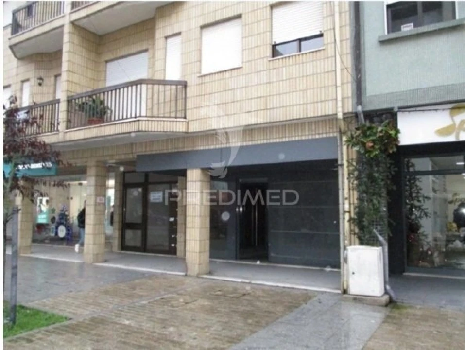 Loja para Venda em Paços de Ferreira Foto 9