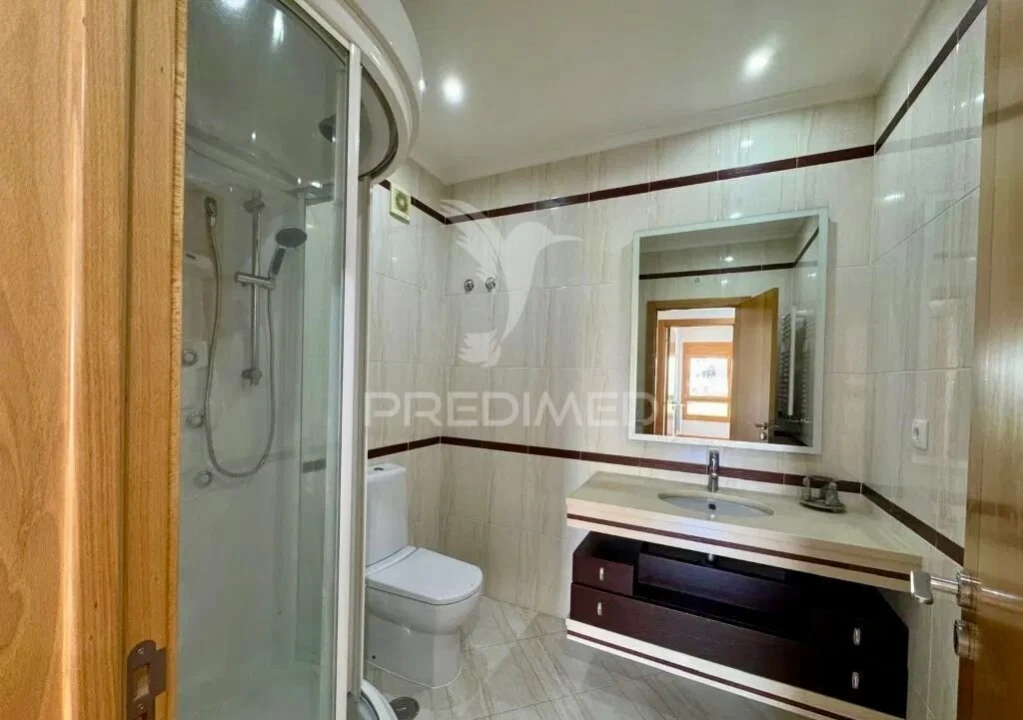 Apartamento T3 para Venda em Odivelas Foto 10