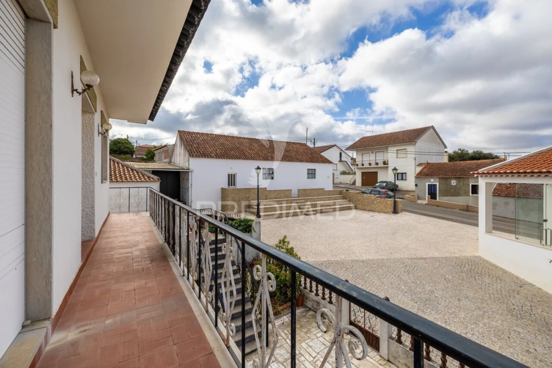 Moradia T5 para Venda em Aljubarrota Foto 14