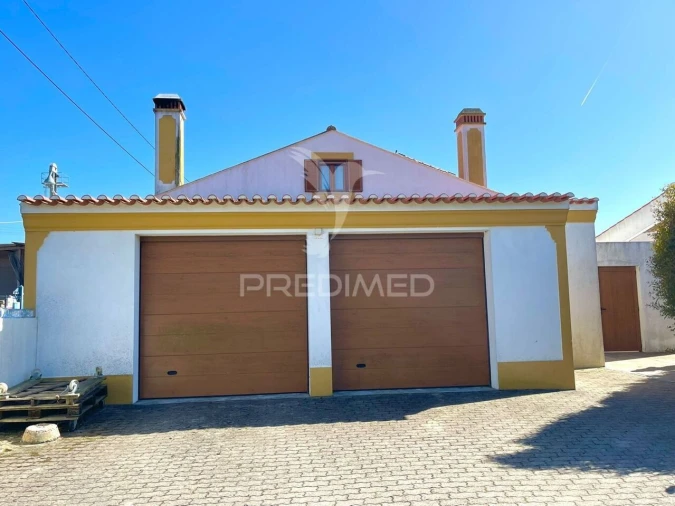 Moradia T4 para Venda em São Teotónio Foto 24