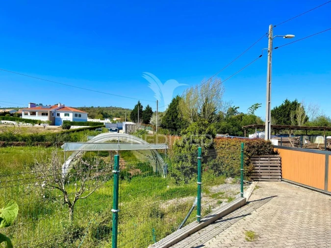 Moradia T4 para Venda em São Teotónio Foto 37