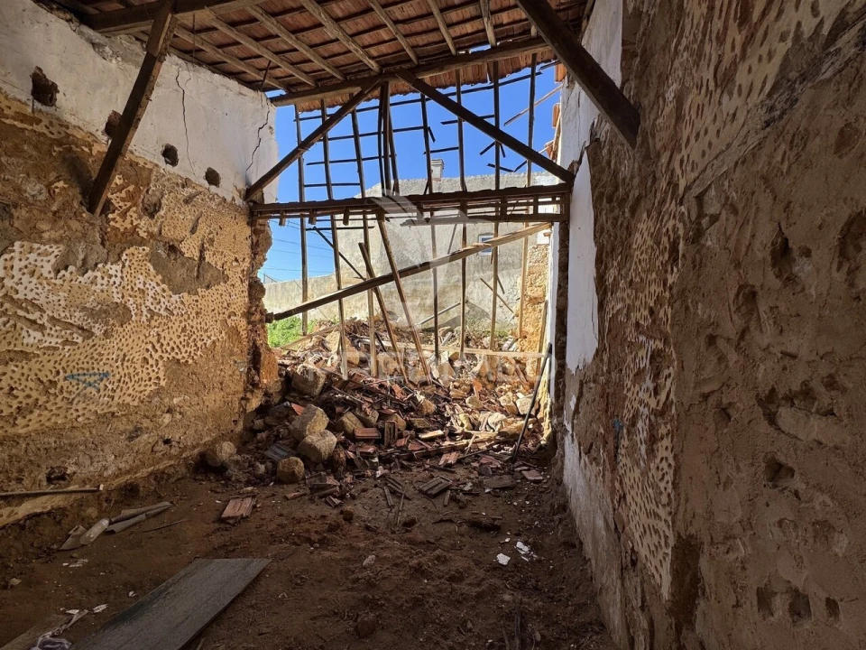 Moradia T4 para Venda em Rio Maior Foto 2