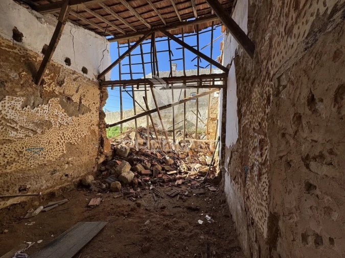 Moradia T4 para Venda em Rio Maior Foto 2