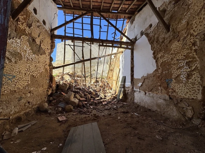 Moradia T4 para Venda em Rio Maior Foto 3