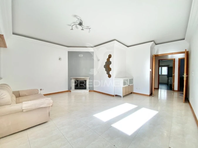 Apartamento T2 para Venda em Santa Clara Foto 2