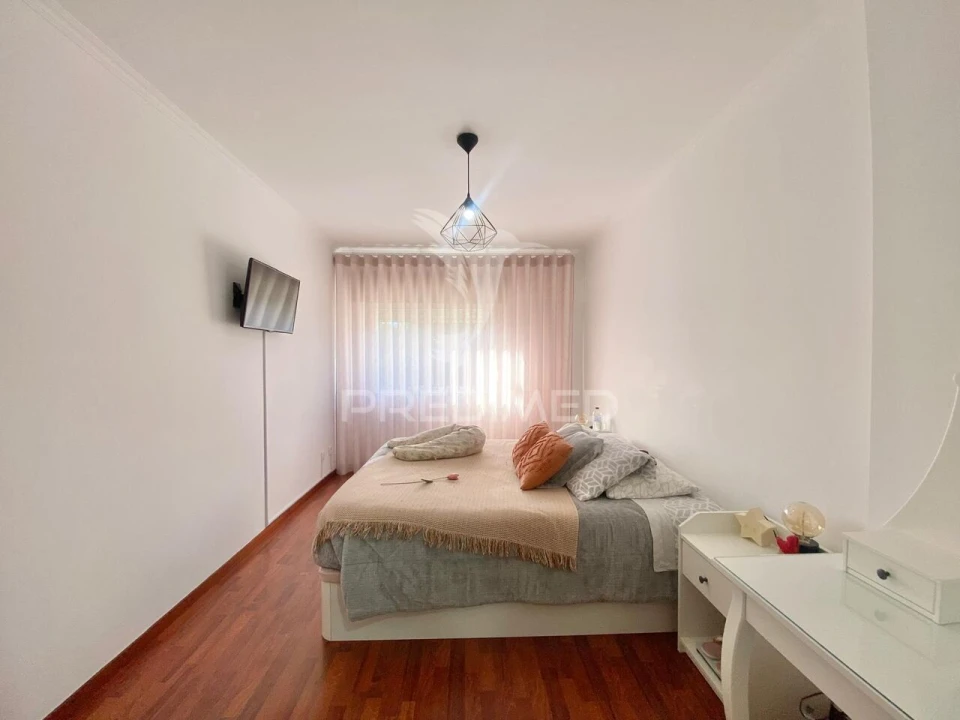 Apartamento T3 para Venda em Vialonga Foto 12