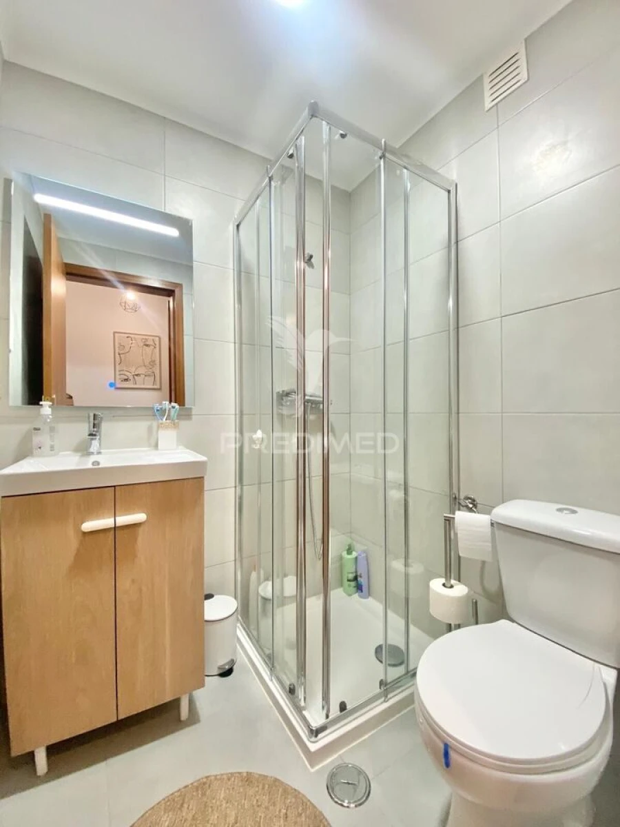 Apartamento T3 para Venda em Vialonga Foto 25