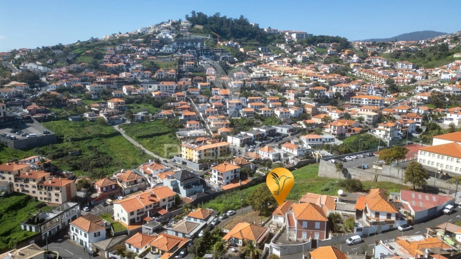 Moradia T3 para Venda em Santo Antonio Foto 19