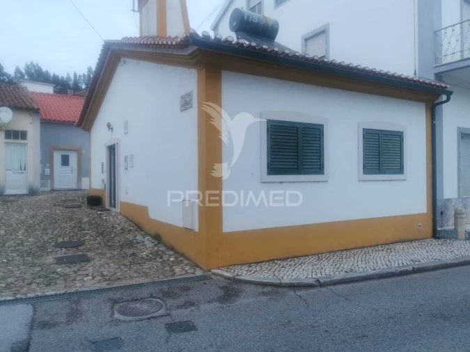 Moradia T1 para Venda em Vila Nova da Barquinha Foto 1