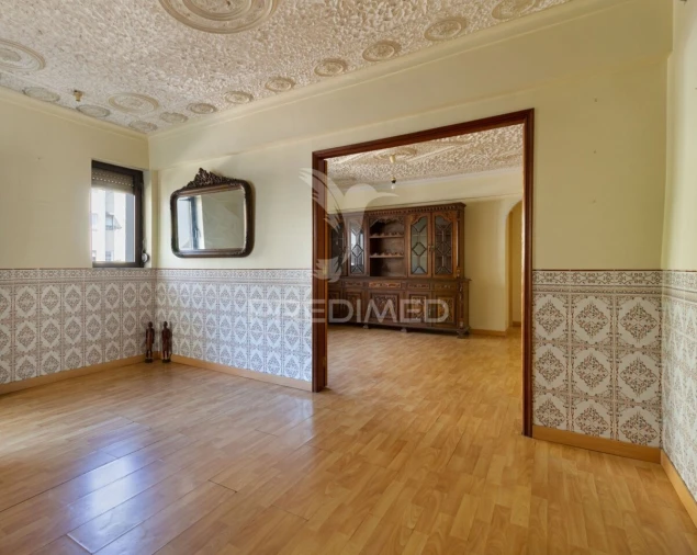 Apartamento T3 para Venda em São Domingos de Benfica Foto 10