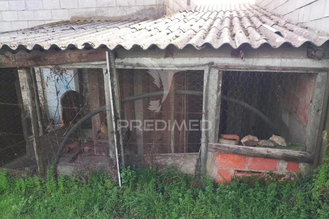 Terreno para Venda em Espinho Foto 4