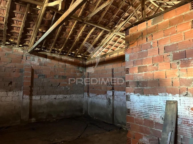 Moradia T2 para Venda em Arrouquelas Foto 8