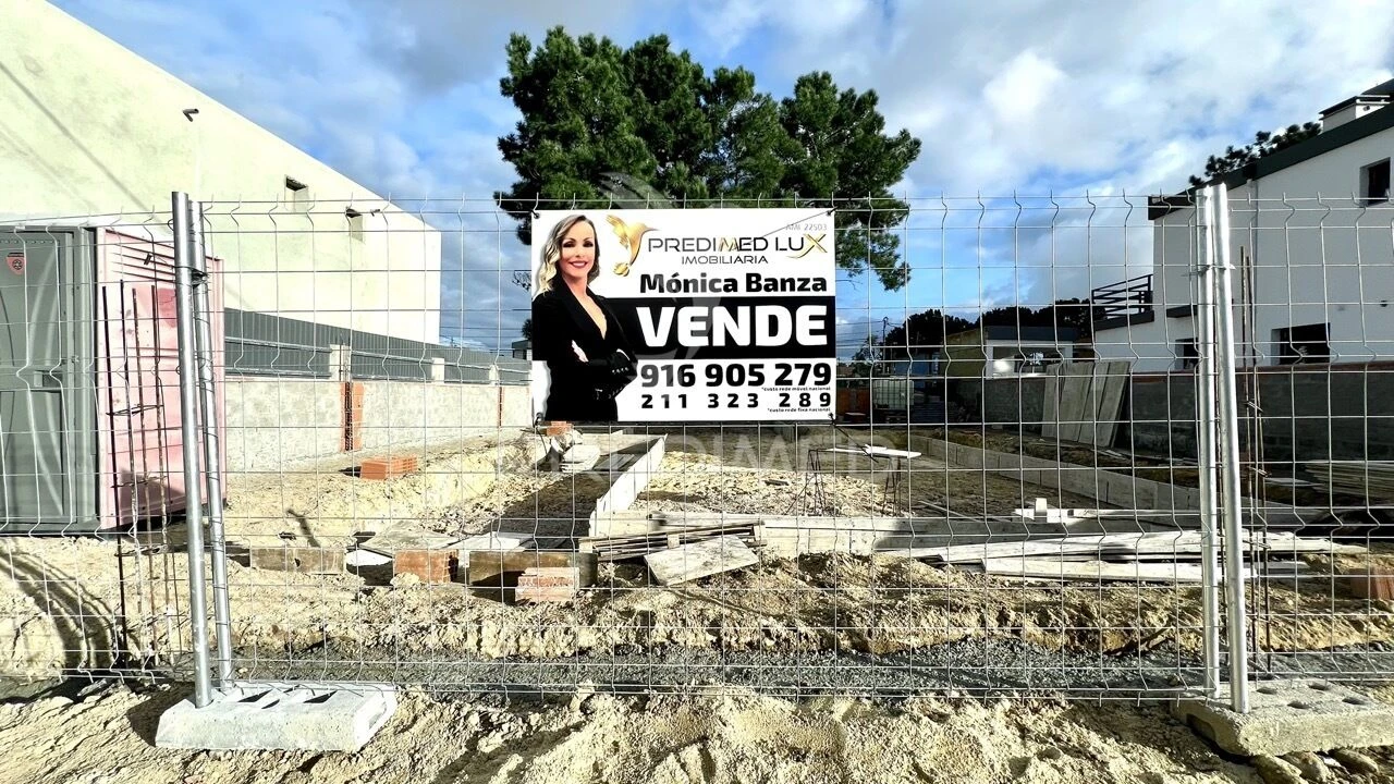 Moradia T3 para Venda em Fernao Ferro Foto 18