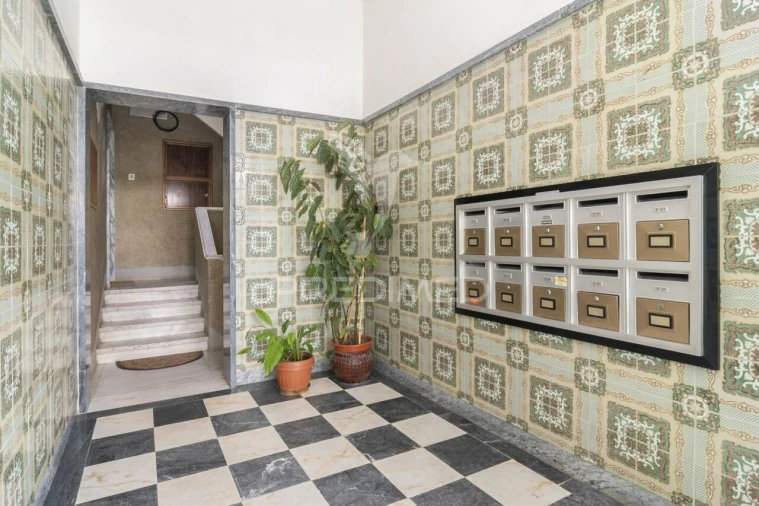 Apartamento T3 para Venda em Vialonga Foto 2