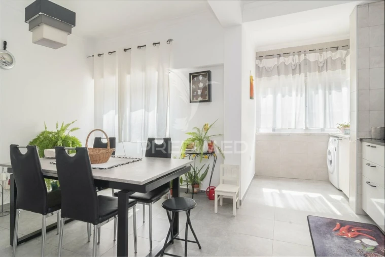 Apartamento T3 para Venda em Vialonga Foto 11
