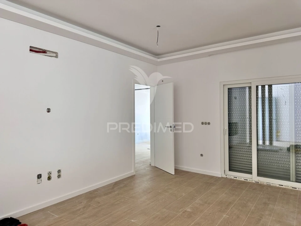 Moradia T4 para Venda em Fernao Ferro Foto 11