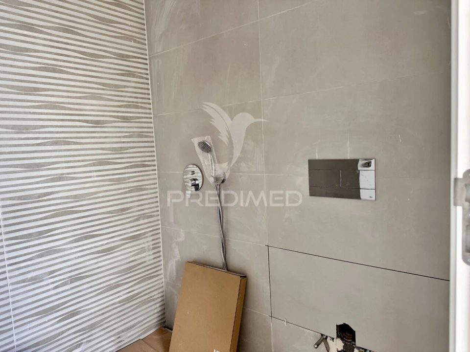 Moradia T4 para Venda em Fernao Ferro Foto 17