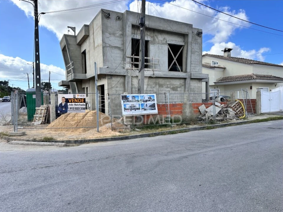 Moradia T4 para Venda em Fernao Ferro Foto 8