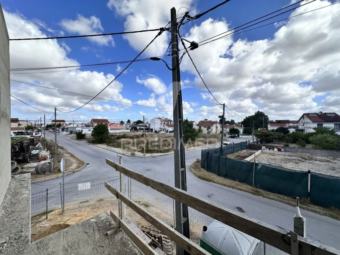 Moradia T4 para Venda em Fernao Ferro Foto 25