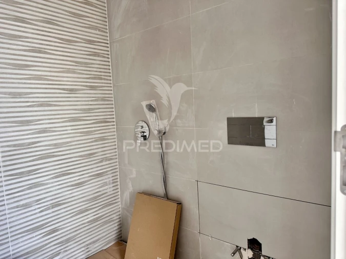 Moradia T4 para Venda em Fernao Ferro Foto 17