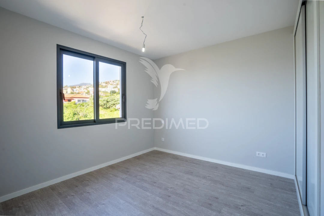 Moradia T3 para Venda em São Roque Foto 5