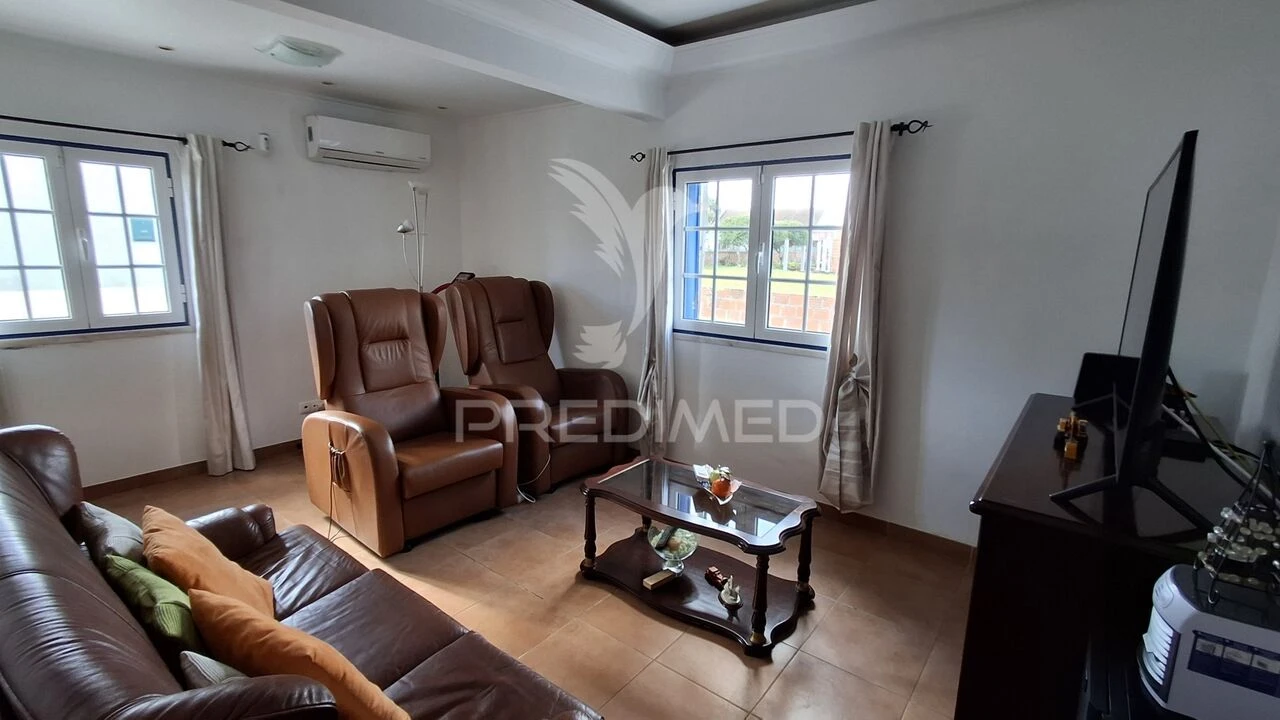 Moradia T5 para Venda em Boavista dos Pinheiros Foto 19