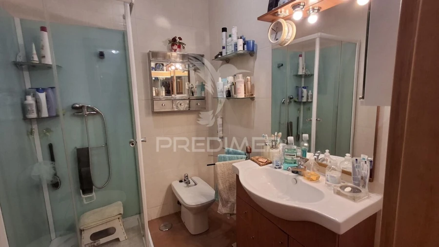 Moradia T5 para Venda em Boavista dos Pinheiros Foto 25