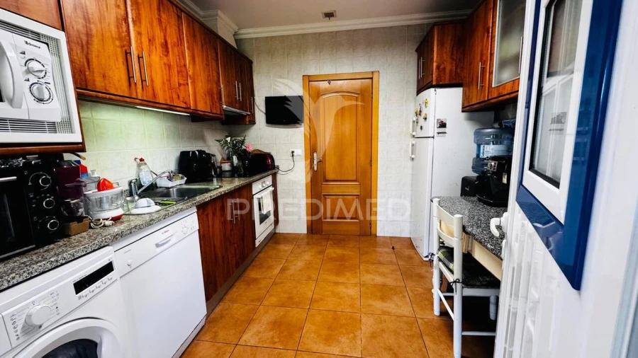 Moradia T5 para Venda em Boavista dos Pinheiros Foto 17