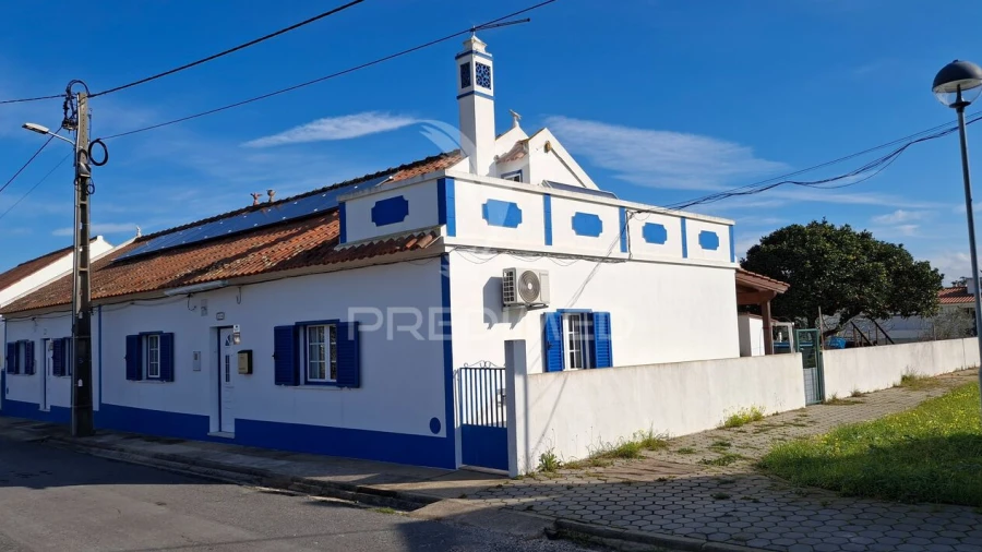 Moradia T5 para Venda em Boavista dos Pinheiros