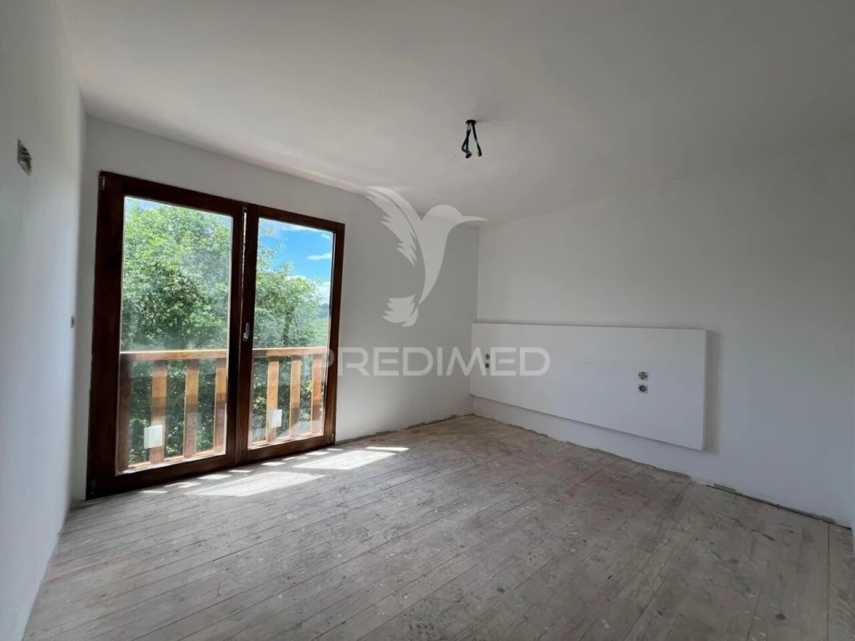 Moradia T2 para Venda em Serzedelo Foto 13