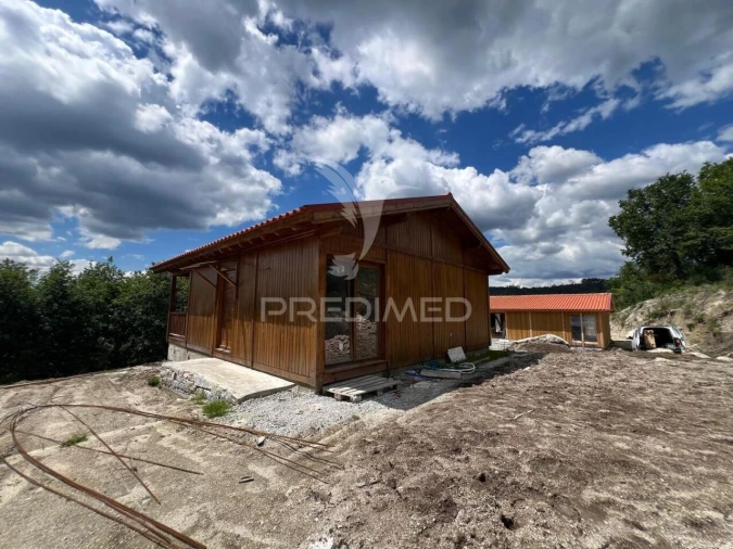 Moradia T2 para Venda em Serzedelo Foto 10