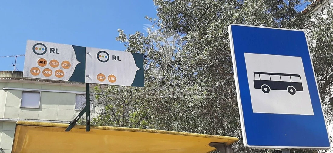 Apartamento T2 para Venda em Pontinha e Famões Foto 22