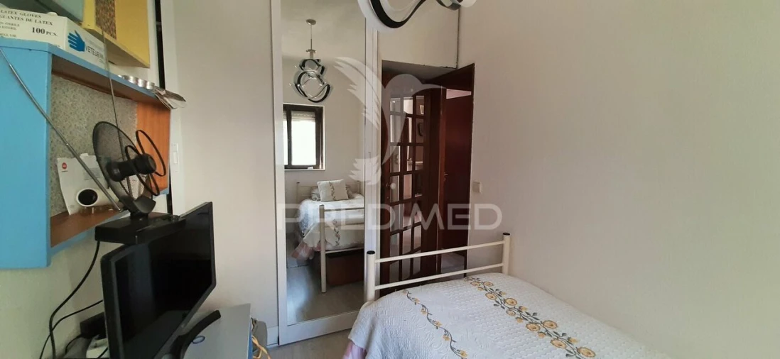 Apartamento T2 para Venda em Pontinha e Famões Foto 20