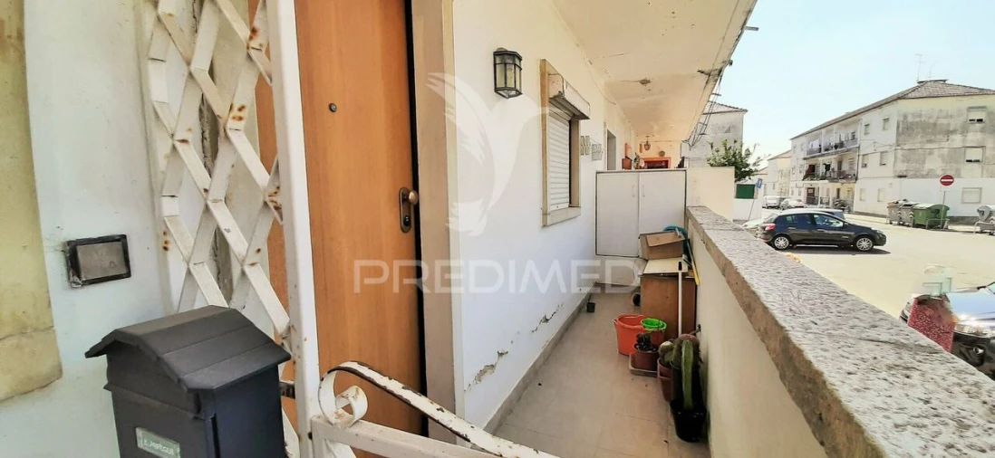 Apartamento T2 para Venda em Pontinha e Famões Foto 21