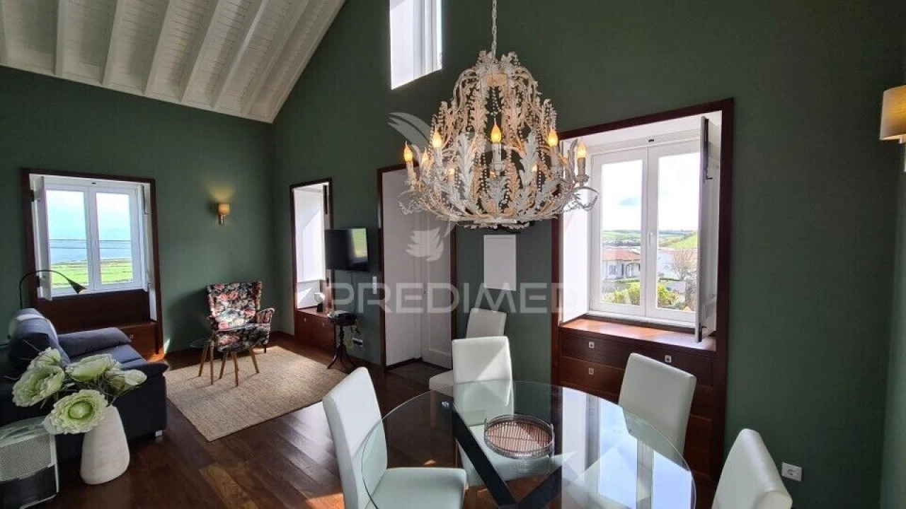 Moradia T4 para Venda em Lajes Foto 13