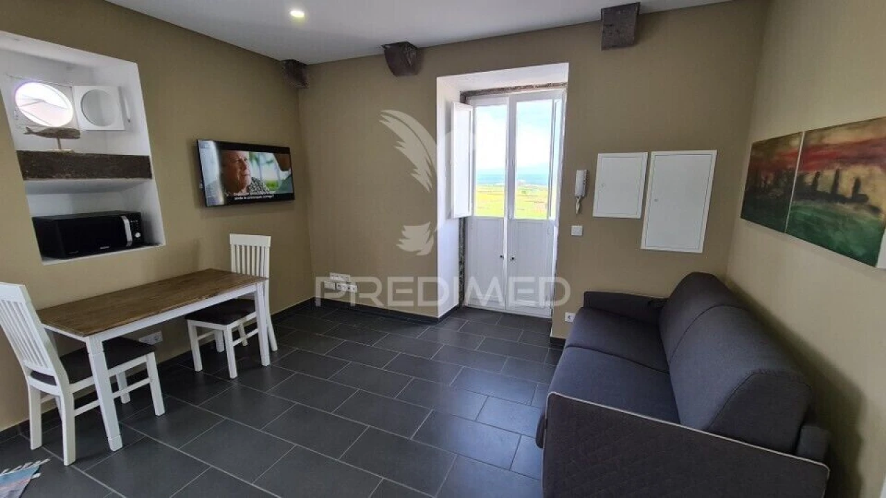 Moradia T4 para Venda em Lajes Foto 22