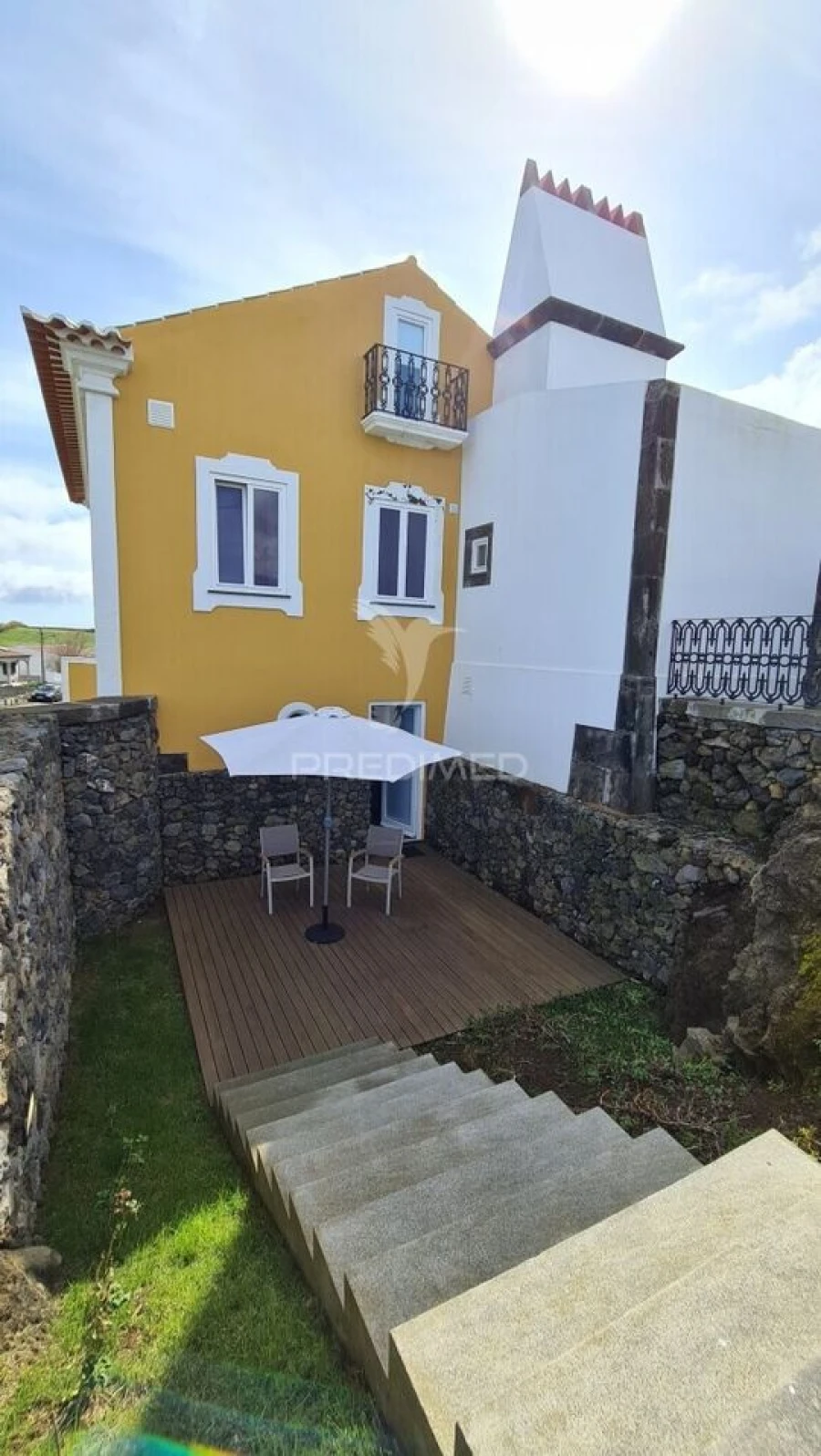 Moradia T4 para Venda em Lajes Foto 6